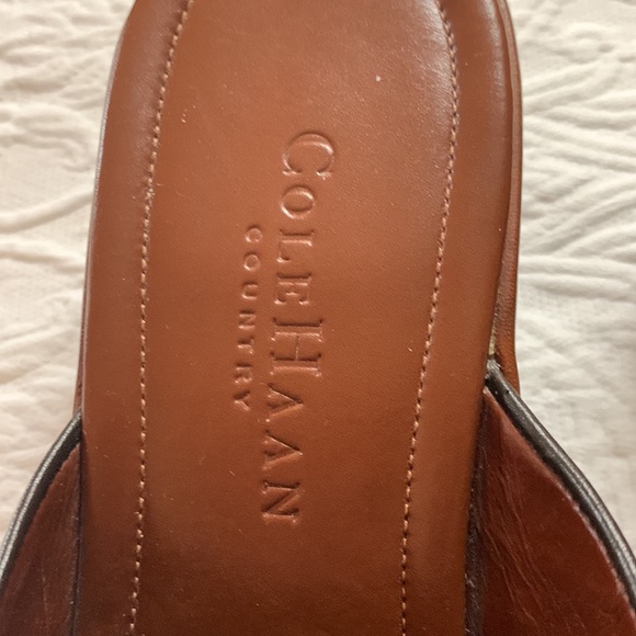 COLE HANN COUNTRY NEVER WORN/NWOTS SLIDE SZ 7 1/2 COGNAC/BLACK 1 1/2” HEEL - Picture 4 of 10